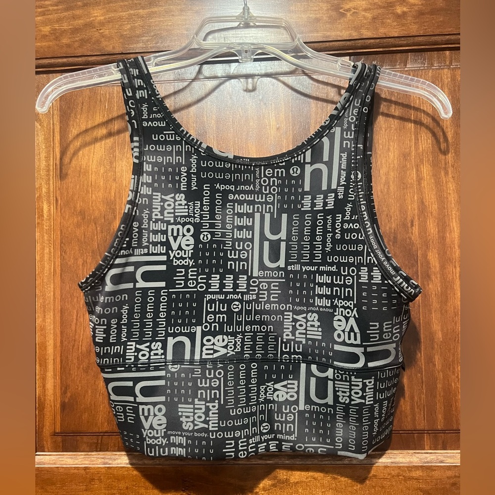 Lululemon tank